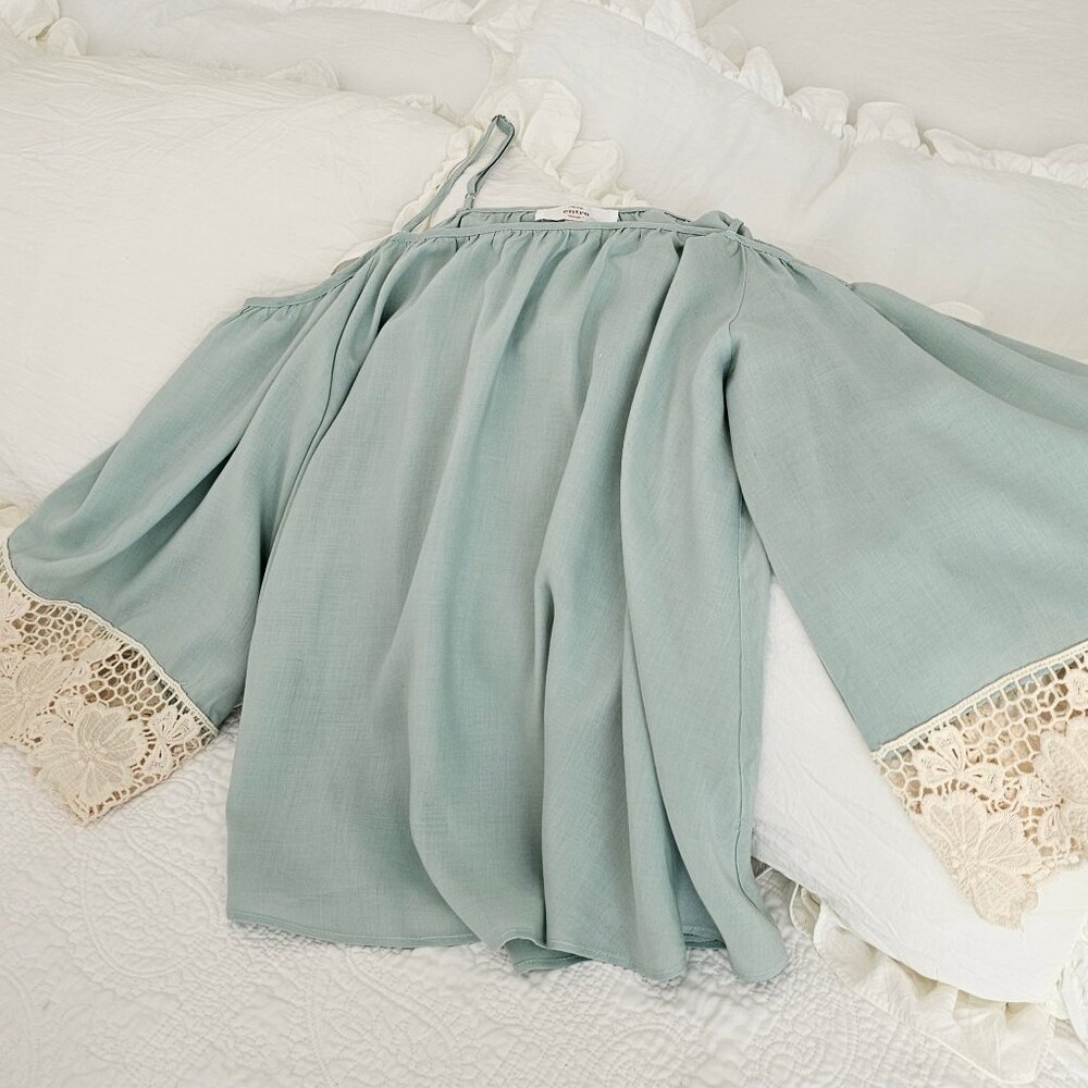 ENRO Woman's Cold Shoulder Top Mint Green Seafoam Large Lace